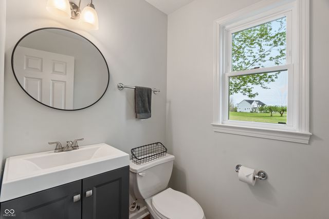 1285 S 1100 E, Zionsville, IN 46077