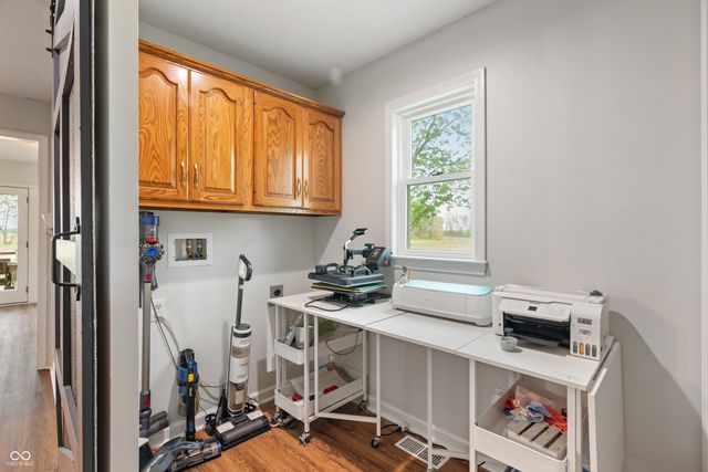 1285 S 1100 E, Zionsville, IN 46077