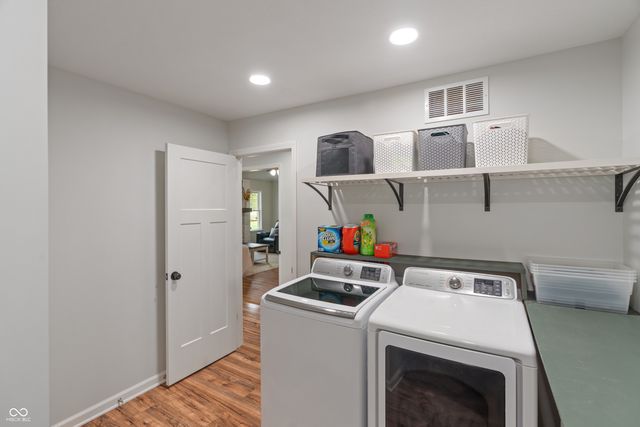 1285 S 1100 E, Zionsville, IN 46077