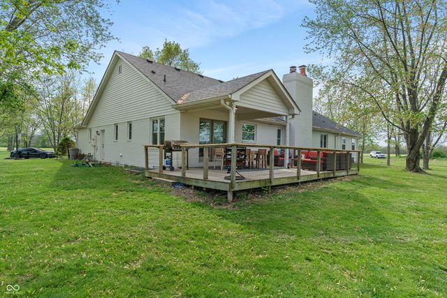 1285 S 1100 E, Zionsville, IN 46077