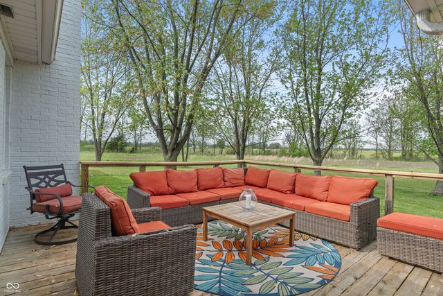 1285 S 1100 E, Zionsville, IN 46077