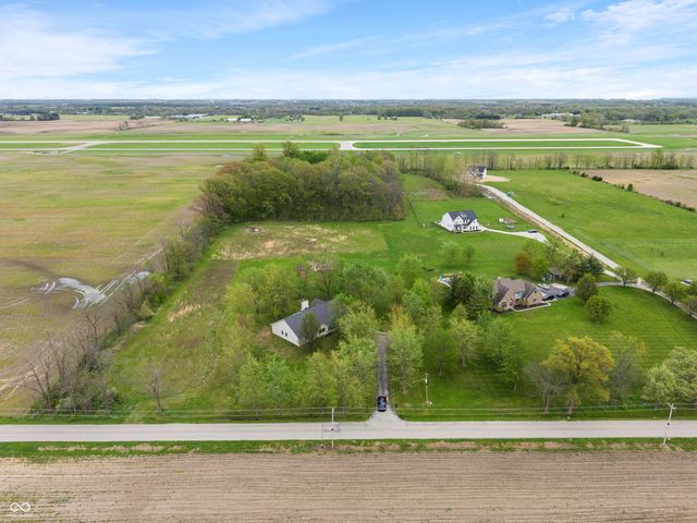 1285 S 1100 E, Zionsville, IN 46077