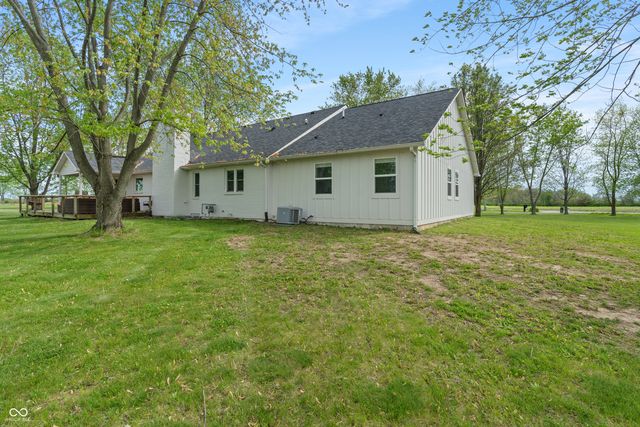 1285 S 1100 E, Zionsville, IN 46077