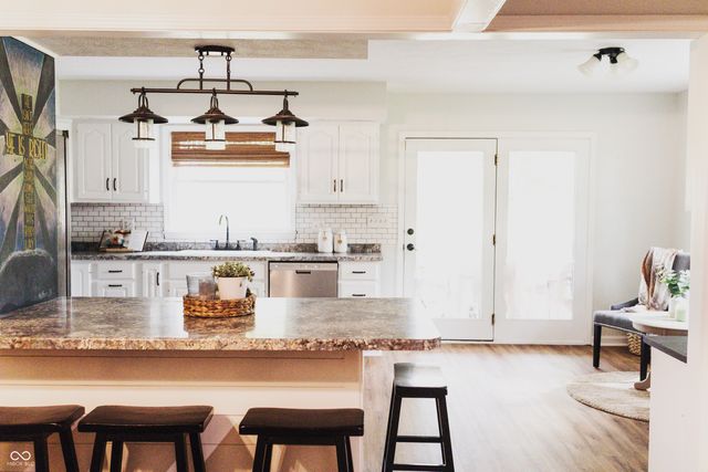 1285 S 1100 E, Zionsville, IN 46077