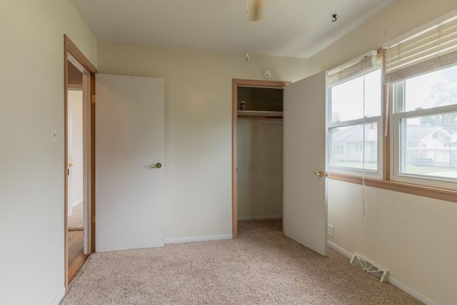 411 SHUMATE AVE, Moberly, MO 65270