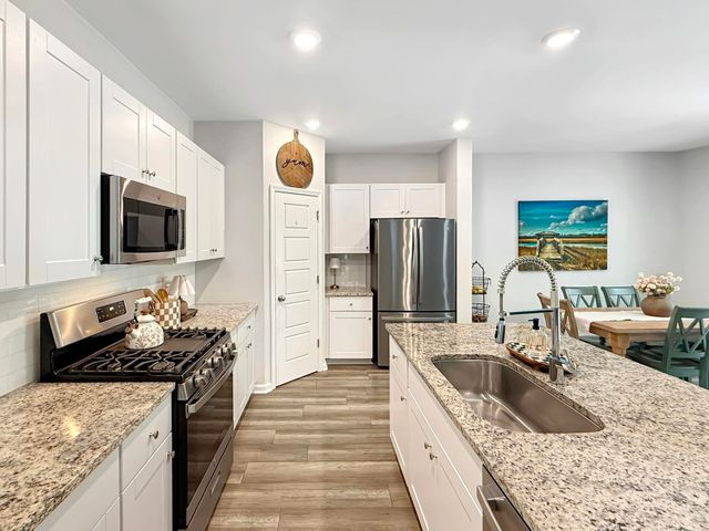 275 Leaflet Loop, Pawleys Island, SC 29585