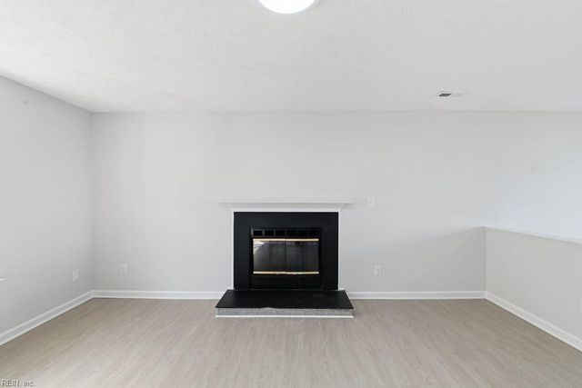 705 Princess CT, Newport News, VA 23608