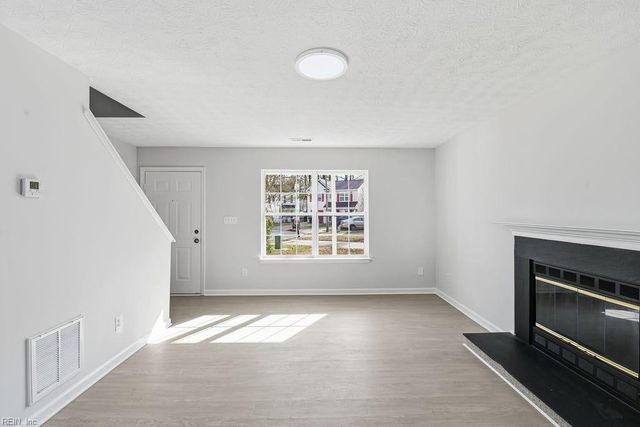 705 Princess CT, Newport News, VA 23608