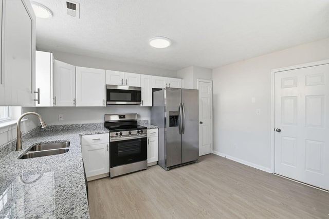 705 Princess CT, Newport News, VA 23608