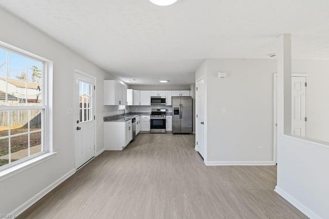 705 Princess CT, Newport News, VA 23608