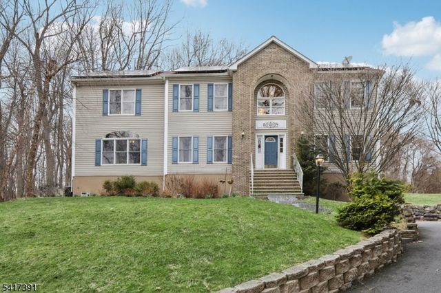 64 Fords Rd, Randolph Twp., NJ 07869