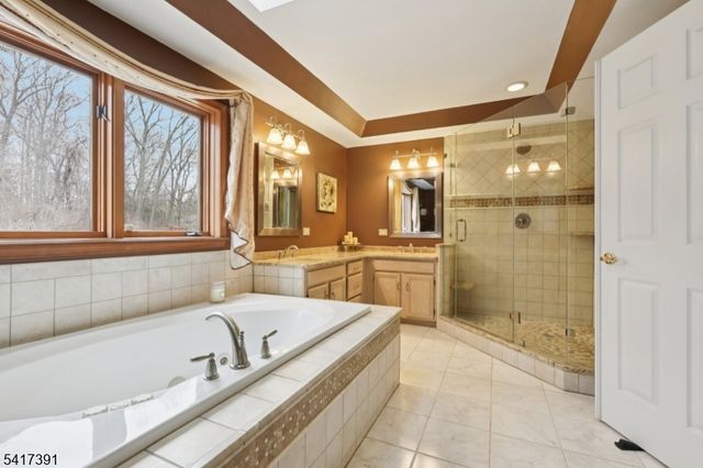 64 Fords Rd, Randolph Twp., NJ 07869