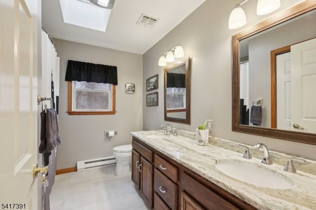 64 Fords Rd, Randolph Twp., NJ 07869