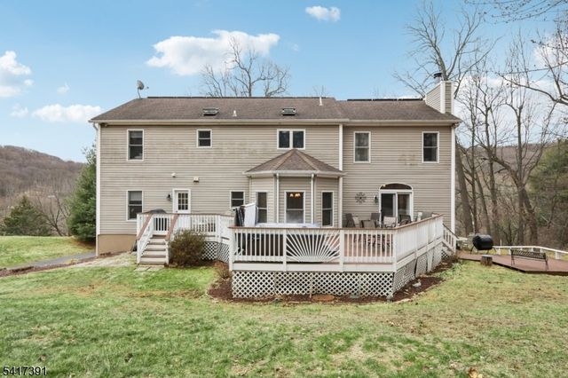 64 Fords Rd, Randolph Twp., NJ 07869