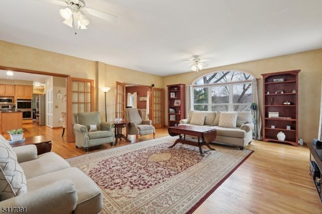 64 Fords Rd, Randolph Twp., NJ 07869