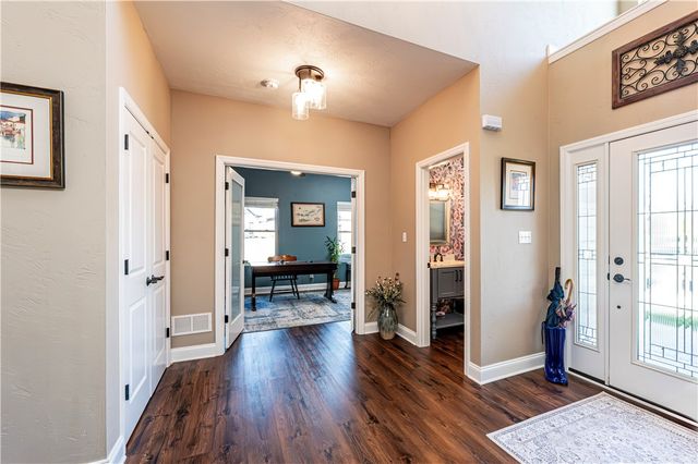 1207 Bellfield Ct, Salem Twp, PA 15601