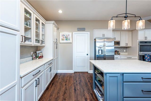 1207 Bellfield Ct, Salem Twp, PA 15601