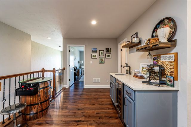 1207 Bellfield Ct, Salem Twp, PA 15601