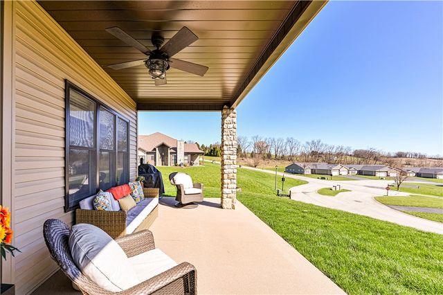 1207 Bellfield Ct, Salem Twp, PA 15601