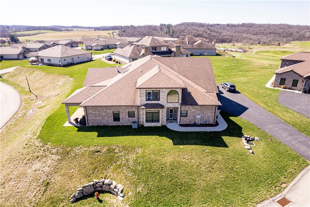 1207 Bellfield Ct, Salem Twp, PA 15601