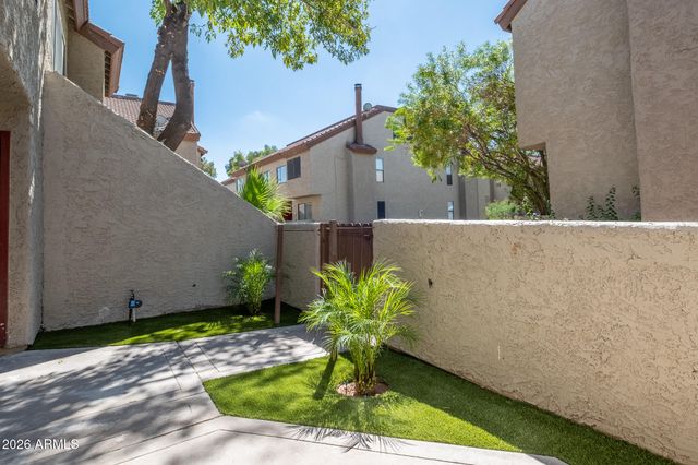 2040 S LONGMORE Street 49, Mesa, AZ 85202