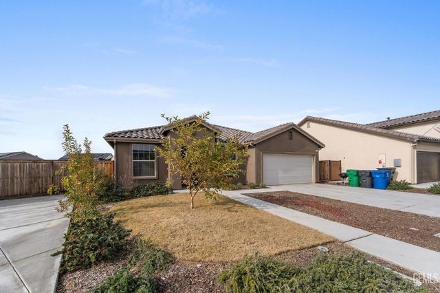 3415 Falling Brook Lane, Shafter, CA 93263