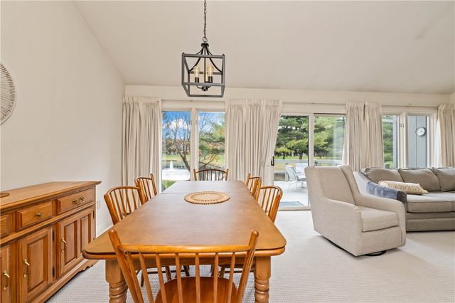 31 Hill Creek Road, Penfield, NY 14625