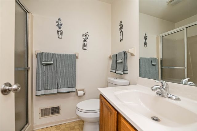 31 Hill Creek Road, Penfield, NY 14625