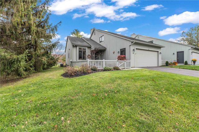 31 Hill Creek Road, Penfield, NY 14625