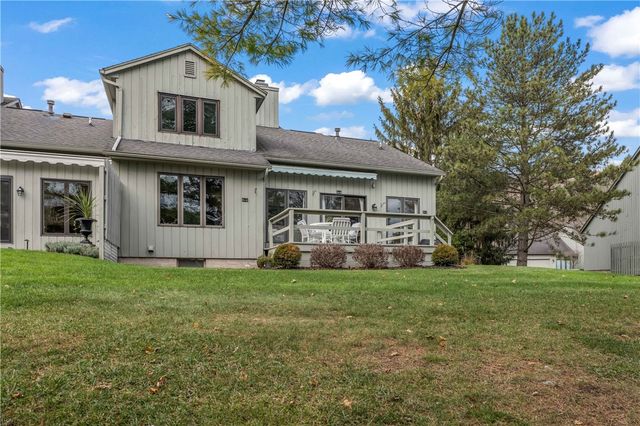 31 Hill Creek Road, Penfield, NY 14625