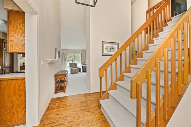 31 Hill Creek Road, Penfield, NY 14625