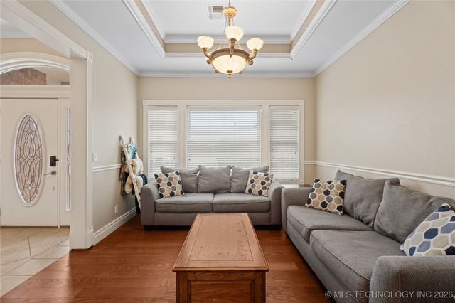 4932 Fairview Road, Bartlesville, OK 74006