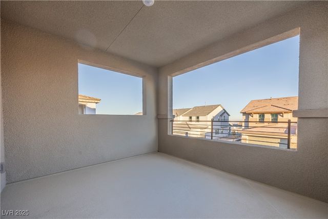 119 Silver Run Lane, Las Vegas, NV 89138