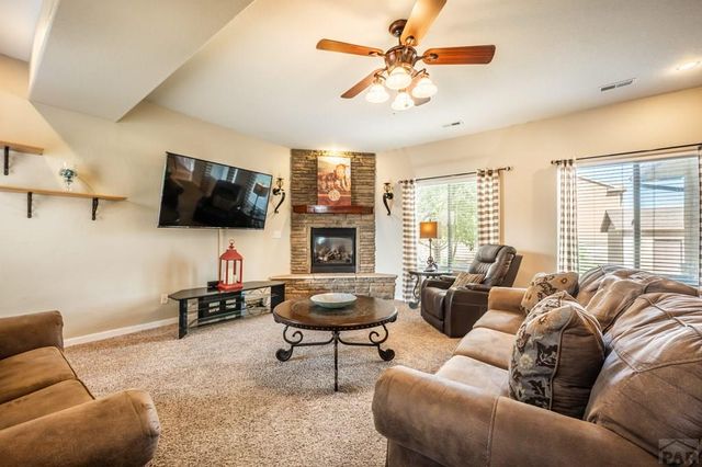 5078 Hummingbird Ct, Pueblo, CO 81008