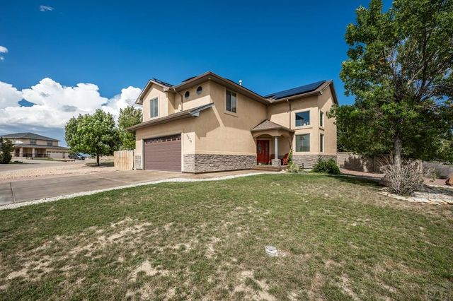 5078 Hummingbird Ct, Pueblo, CO 81008