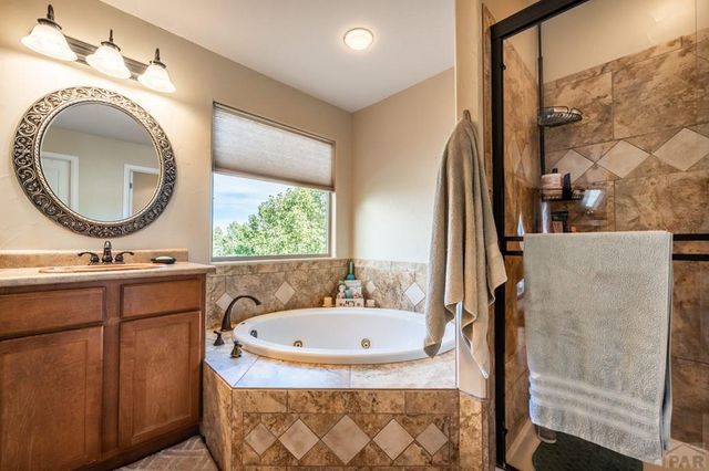 5078 Hummingbird Ct, Pueblo, CO 81008