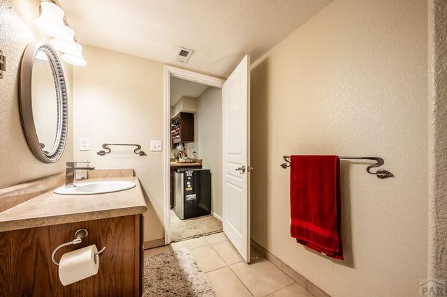 5078 Hummingbird Ct, Pueblo, CO 81008