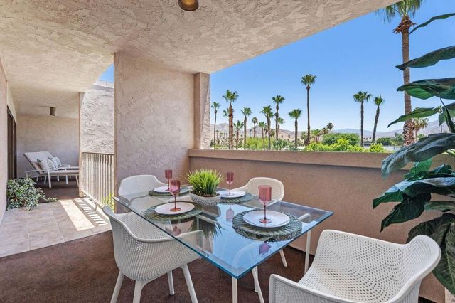 2696 S Sierra Madre F11, Palm Springs, CA 92264