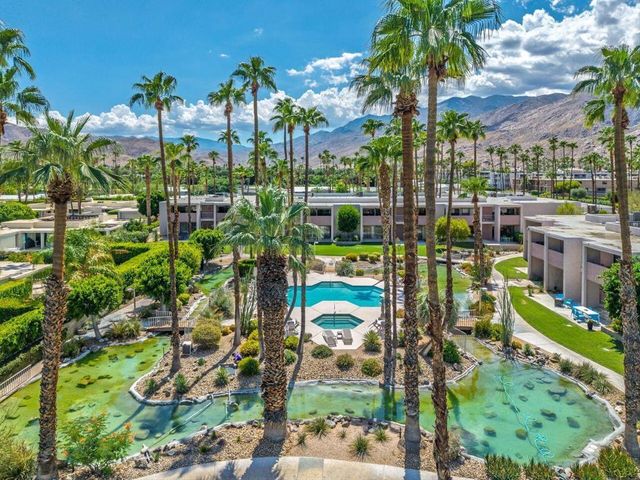 2696 S Sierra Madre F11, Palm Springs, CA 92264