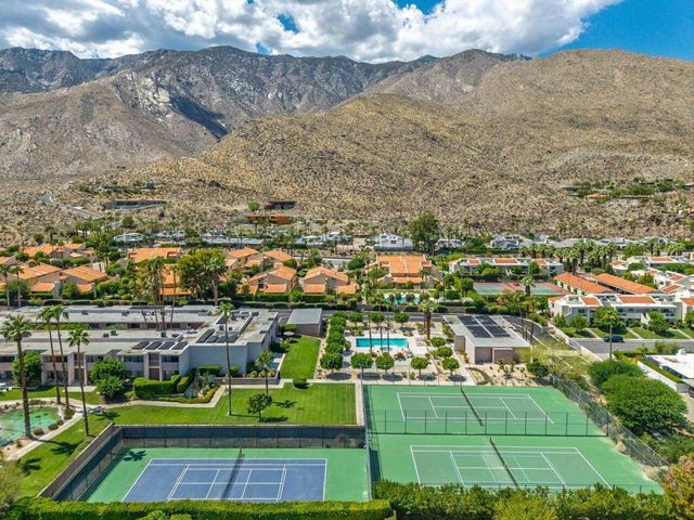 2696 S Sierra Madre F11, Palm Springs, CA 92264