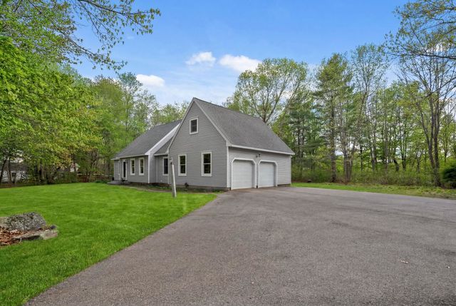22 New Road, North Hampton, NH 03862