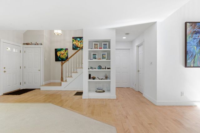 22 New Road, North Hampton, NH 03862