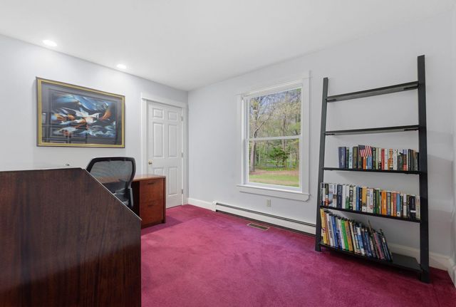 22 New Road, North Hampton, NH 03862