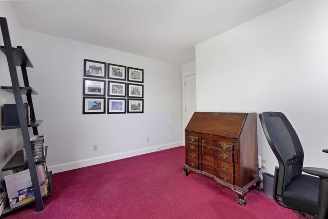22 New Road, North Hampton, NH 03862