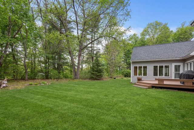 22 New Road, North Hampton, NH 03862
