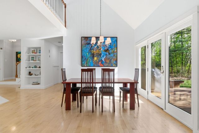 22 New Road, North Hampton, NH 03862