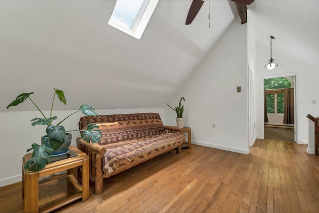 28 Cold Spring Road, Thornton, NH 03825