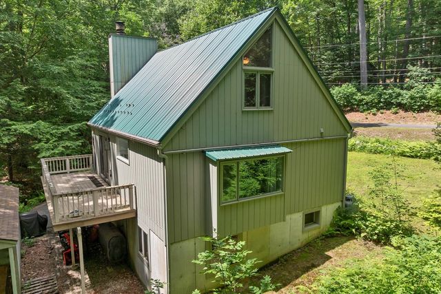 28 Cold Spring Road, Thornton, NH 03825