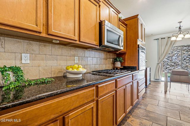 7333 BLACK SAGE Drive, El Paso, TX 79911