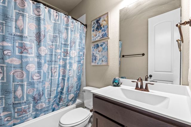 1800 Trotter Trail, Aubrey, TX 76227